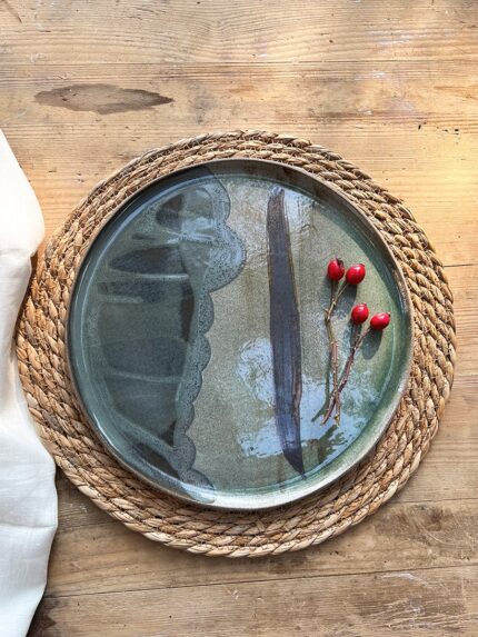 Large Shallow Plate